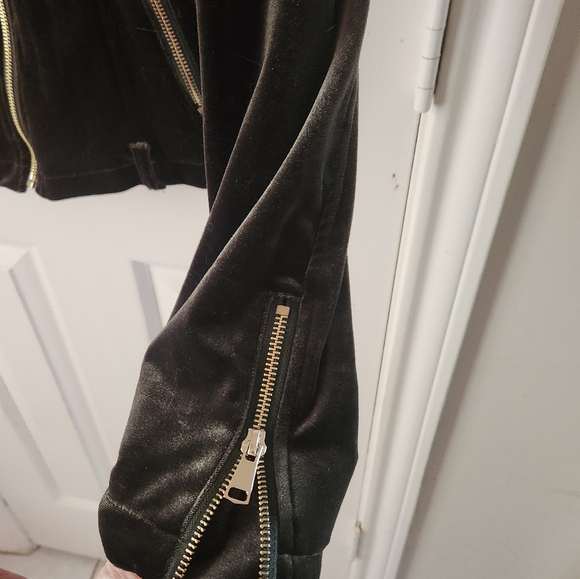 Velvety luxurious Jacket - Picture 4 of 7